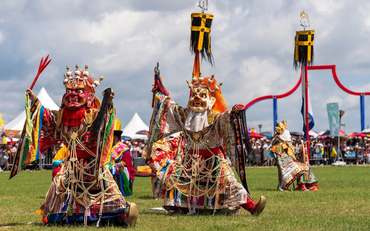 Mongolia_naadaam